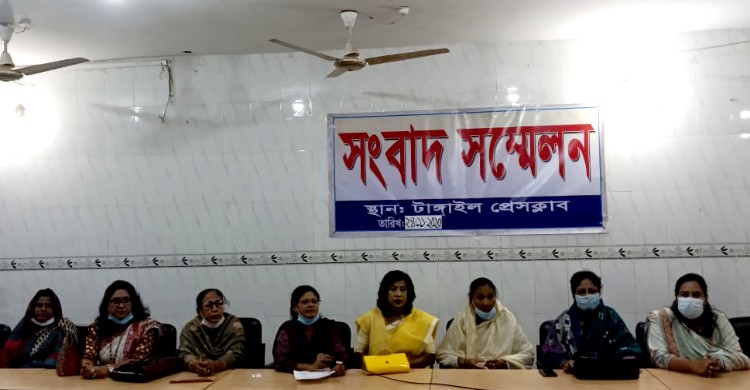 আ.লীগ নেত্রীর মিথ্যা পরিচয় দেয়ার প্রতিবা